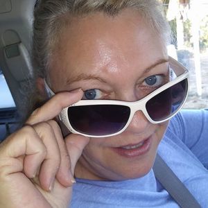 Meet your Posher, Nancy